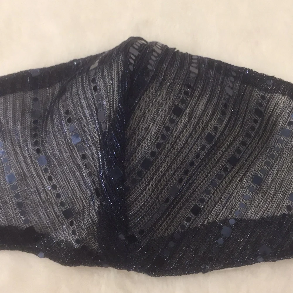 Adult navy Blue sequined mask. NWT.